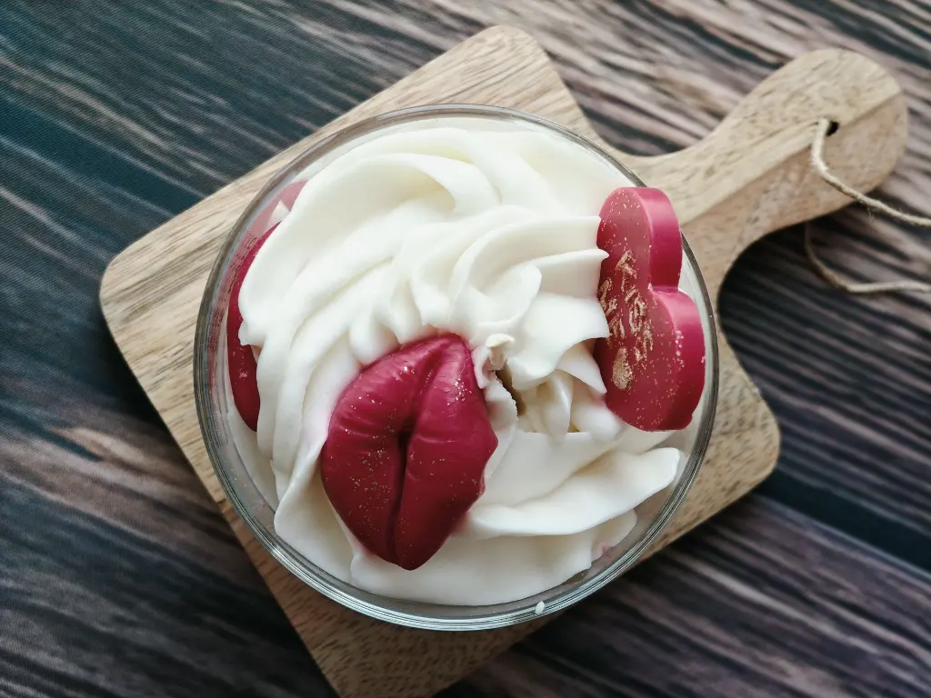 kiss me 5.webp