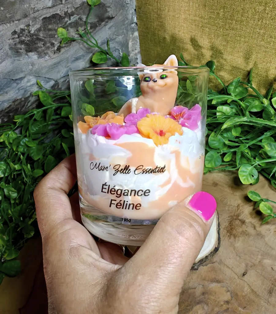 elegance feline new8.webp