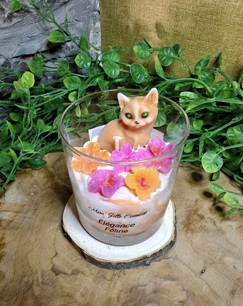 elegance feline new1.webp